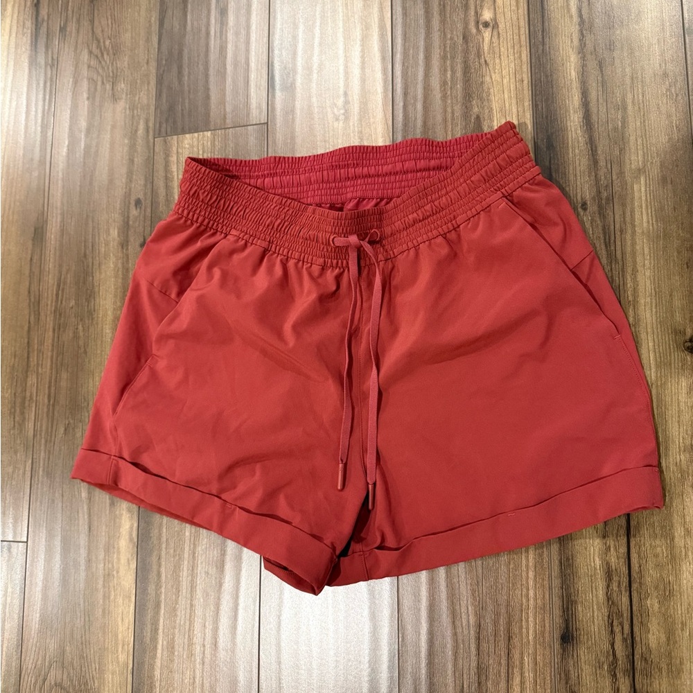 lululemon spring break away shorts in Chianti